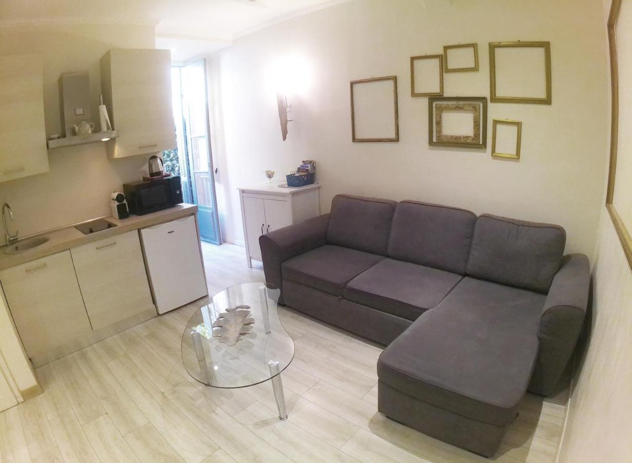 Apartment In The Heart Of Nizza Exterior foto