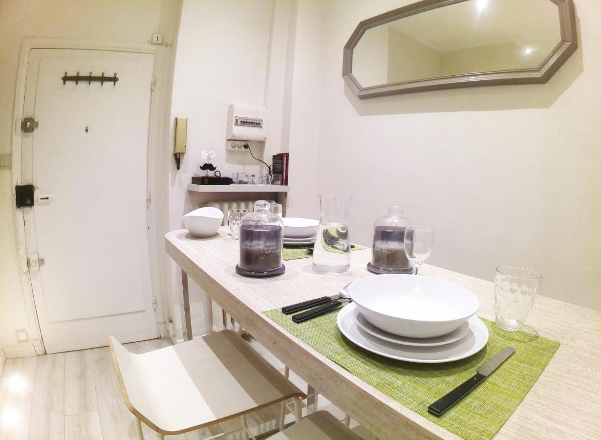 Apartment In The Heart Of Nizza Exterior foto