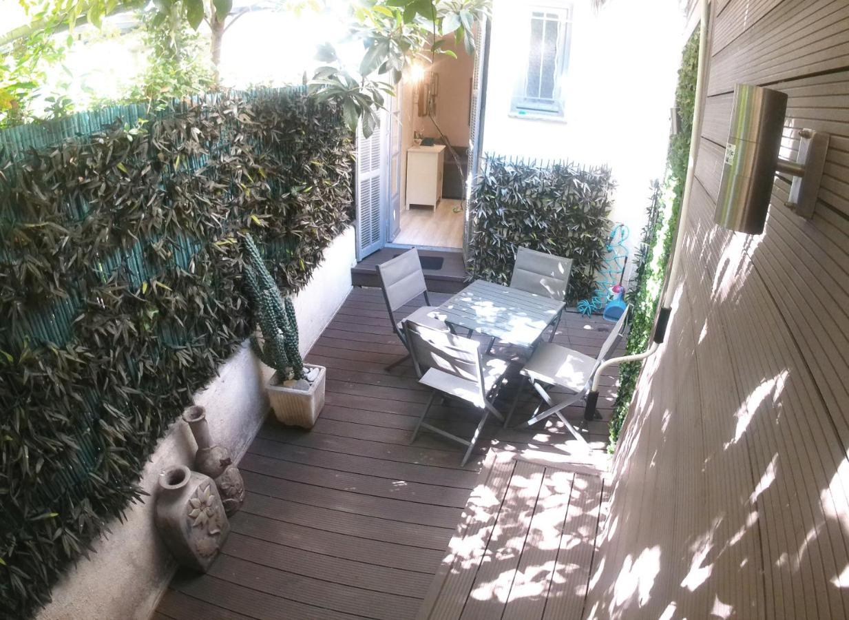 Apartment In The Heart Of Nizza Exterior foto
