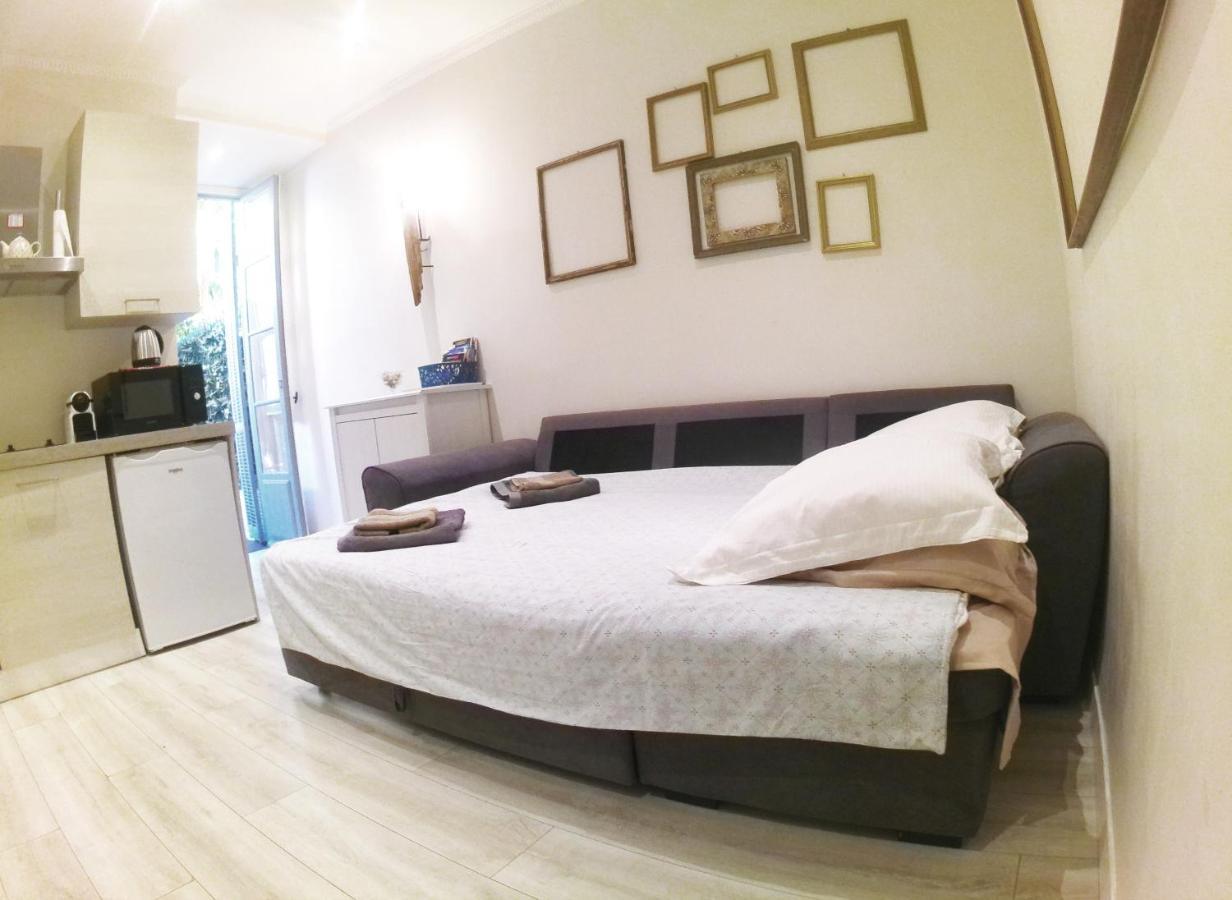 Apartment In The Heart Of Nizza Exterior foto