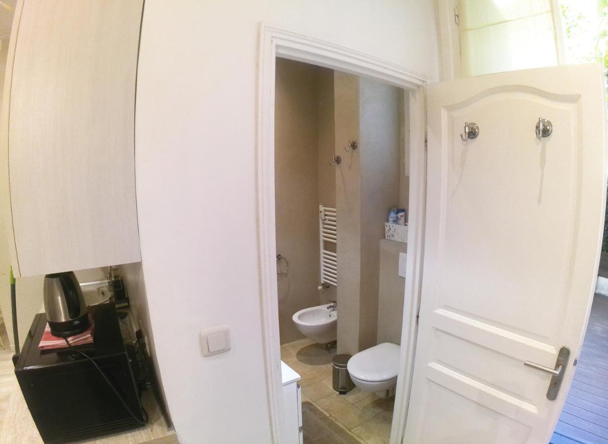 Apartment In The Heart Of Nizza Exterior foto